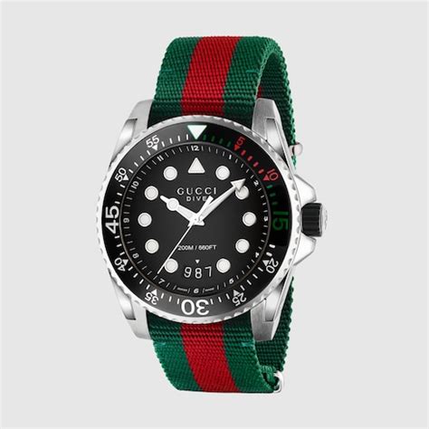 Orologio Gucci Dive, 45 mm in Web verde e rosso 